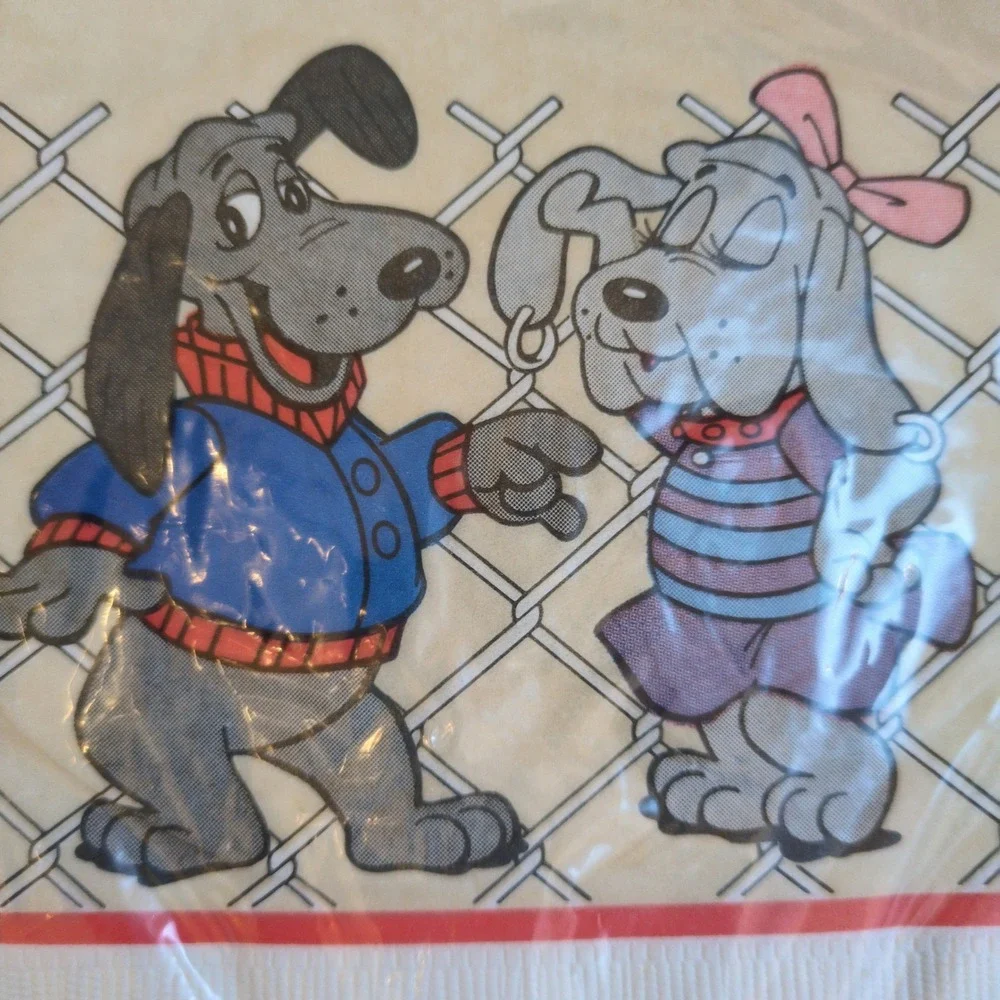 NIP Vintage‎ 80s Pound Puppies Paper Birthday Napkins (16) - Retro Childhood